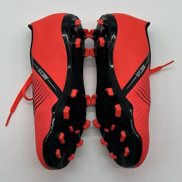 Nike Unisex Phantom Venom Pro FG Cleat Crimson/Bk Size 4.5 Y main image 4